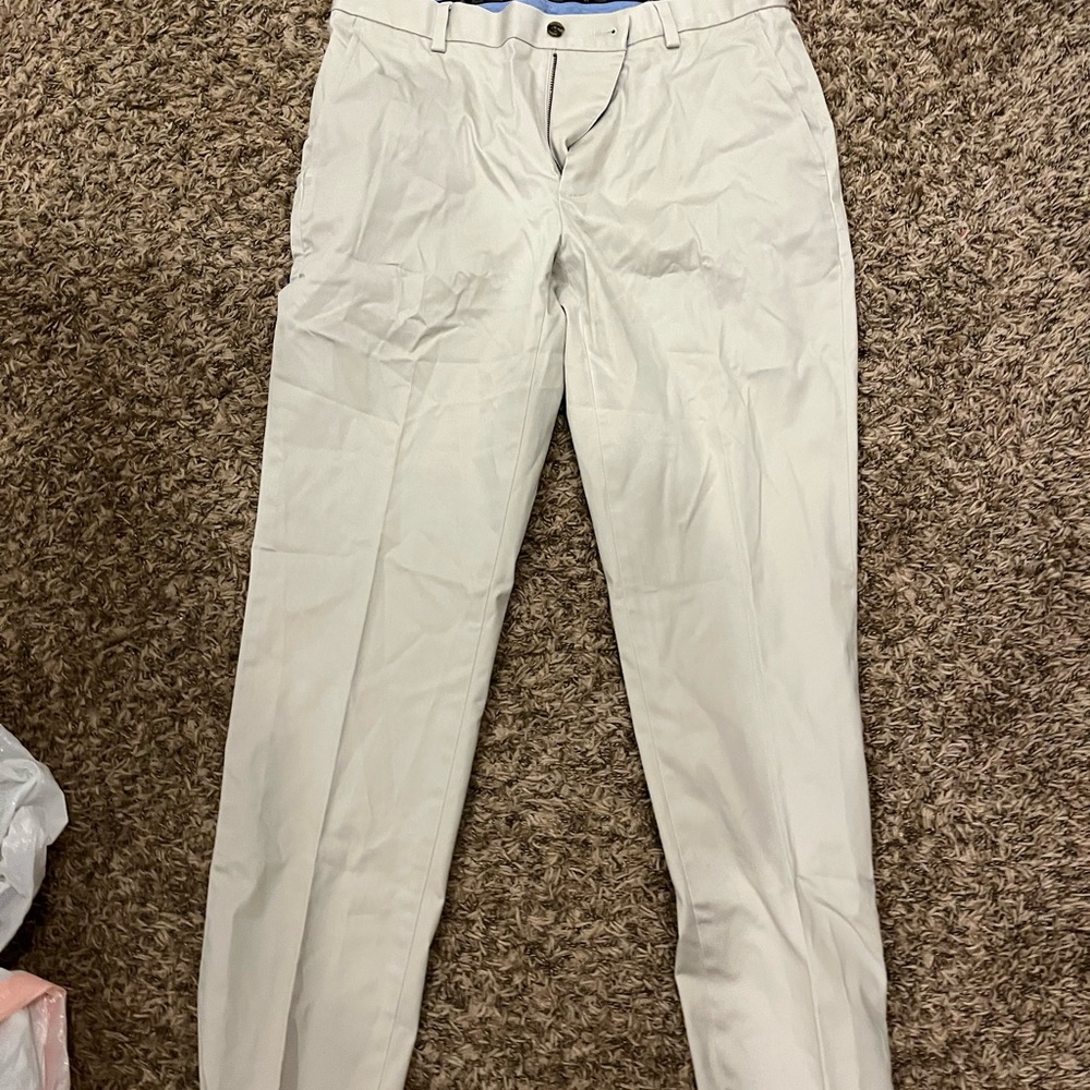 Brooks Brothers Men's Light Cream Chinos